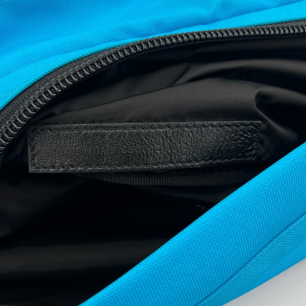 BALENCIAGA Oversized Logo Belt Bag MSRP: $950 - Picture 8 of 10